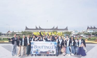 Nafta holiday padang