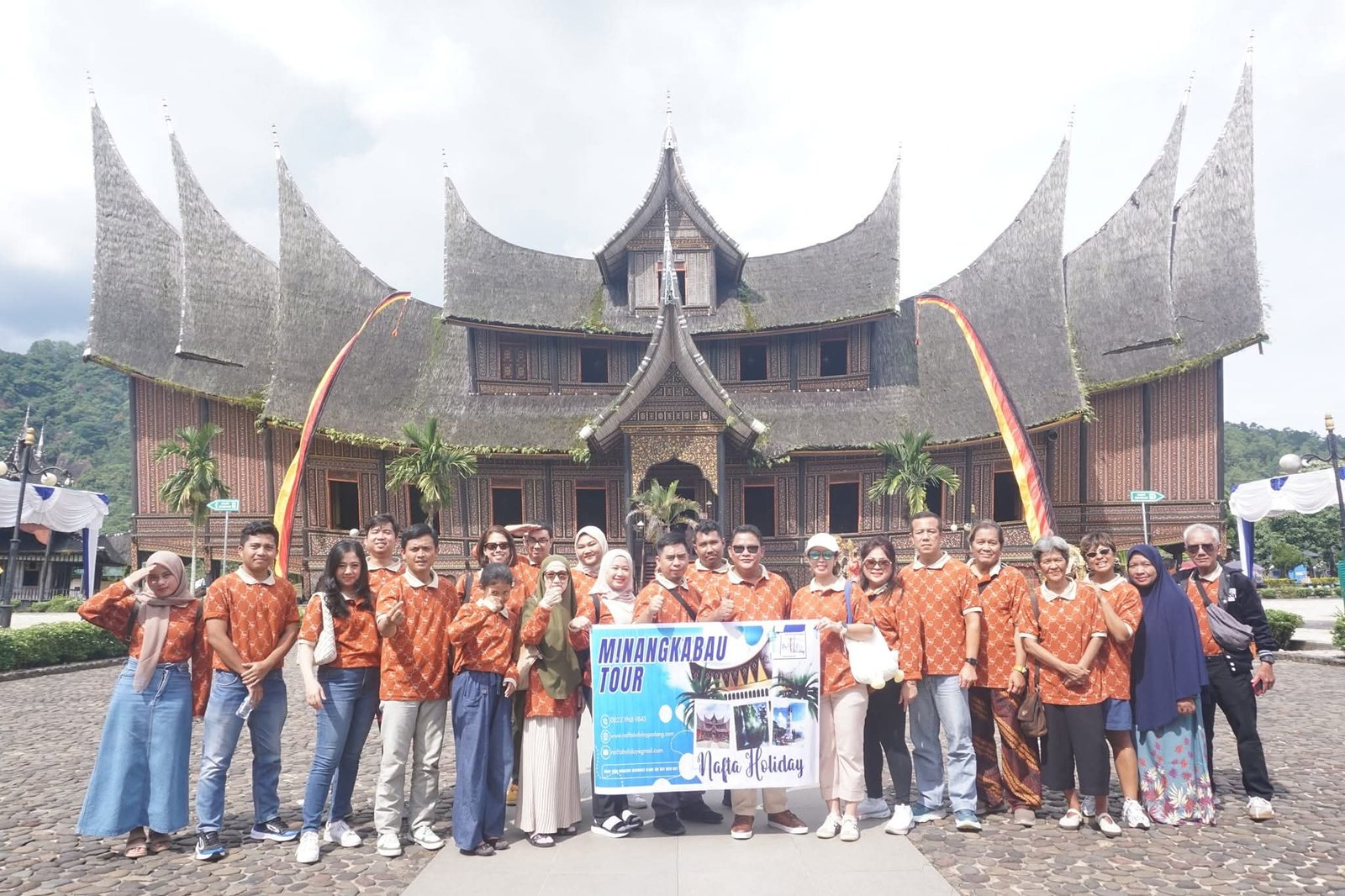 Tour Padang Bukittinggi